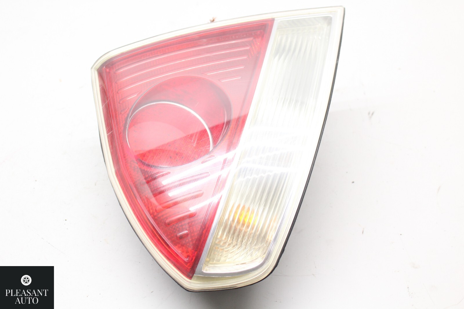 03-08 Maserati Quattroporte M139 4.2L Rear Right Side Tail Light Lamp OEM 