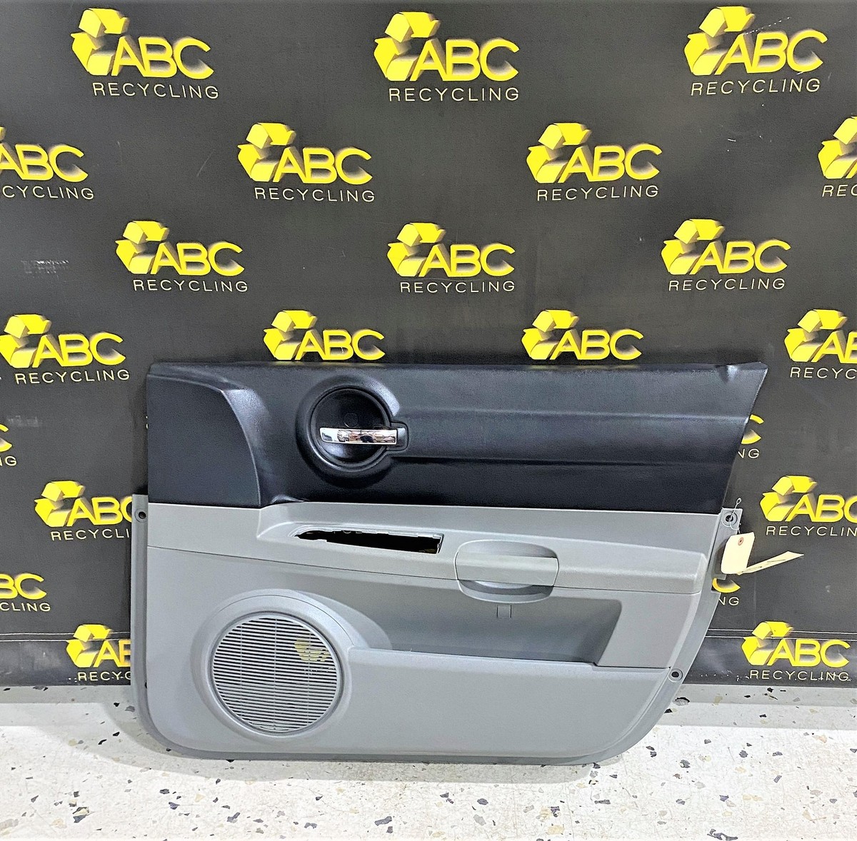 2006-2007 Dodge Charger Right Front Door Trim Panel | eBay