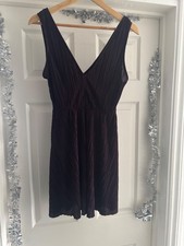 Ladies Size 12 Purple Dress H&M Sleeveless V Neck Evening Party Preowned Used GC