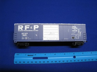 HO Scale Lifelike Richmond, Frederickson & Potomic Boxcar - Freight Train
