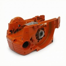 Crankcase Engine Housing Molded Chainsaw Crankcase OEM Replacement for Mechanics