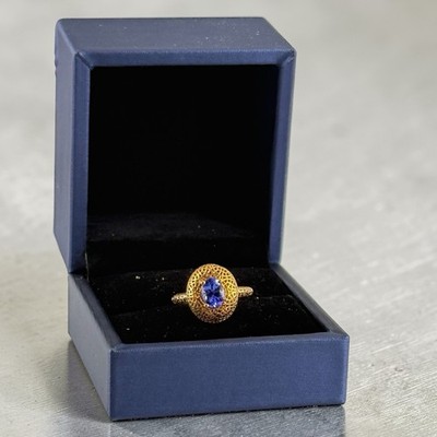 10 Karat Gelbgold Luxoro Mirage Collection 1 Karat AAA Tansanit Ring Größe 7