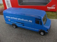 1/87 Herpa Mb T2 Langkasten Polizei Niedersachsen 091411