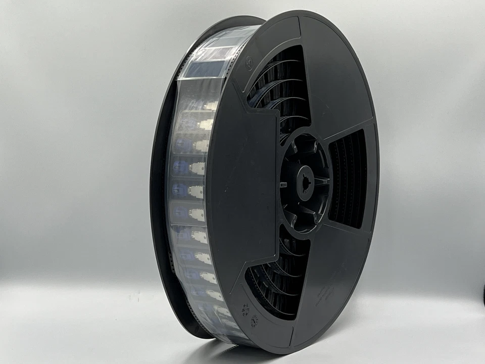 Rosenberger D4S2HY-40MA5-C Right Angle Plug PCB W. Housing T&R Blue QTY 190 New - Image 3 of 4