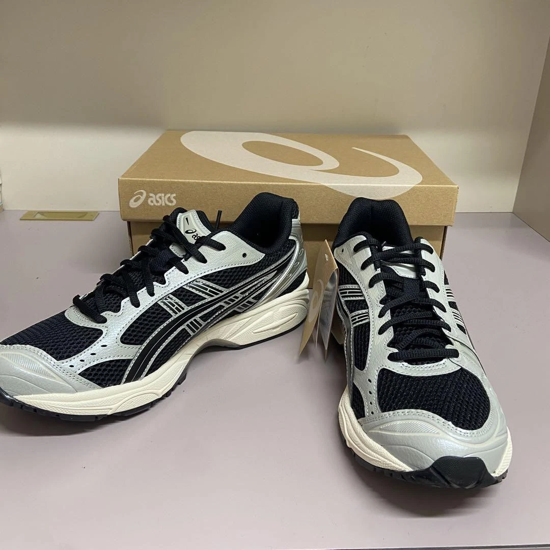 Sneakers da corsa Asics Gel Kayano 14 uomo 10US nero grigio sigillo mai usate