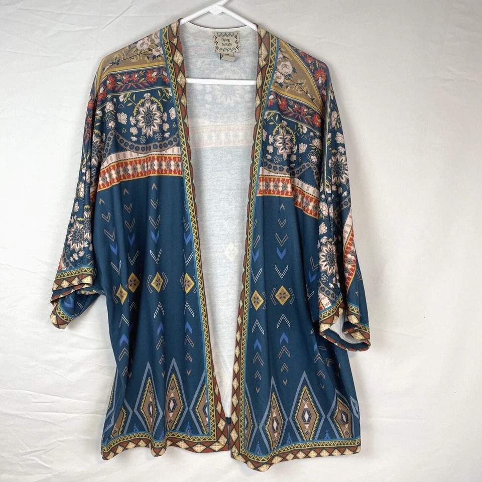 Cardigã feminino Flying Tomato tamanho médio aberto geométrico poliéster conforto - Imagem 2 de 4