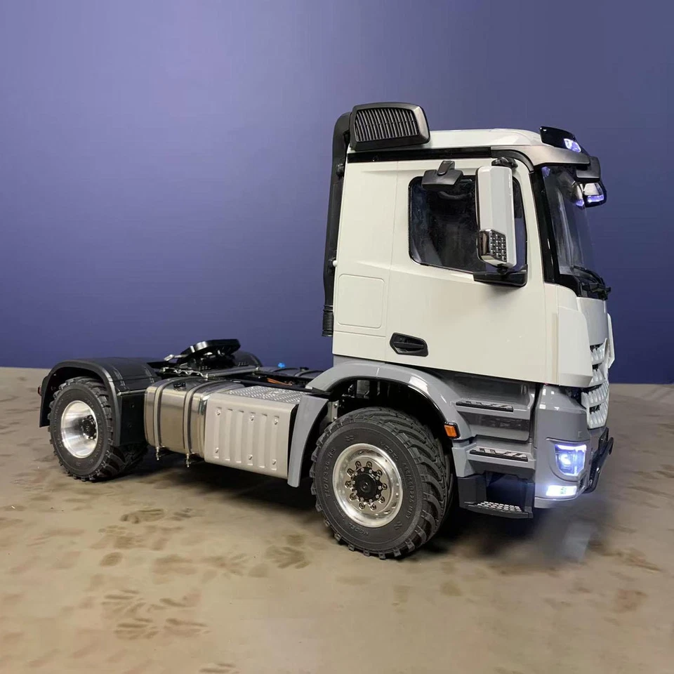 White 3Speed RTR Model 1/14 RC Truck BZ L44 Farm Vehicle Metal 4*4 Chassis Axle - Image 4 of 4