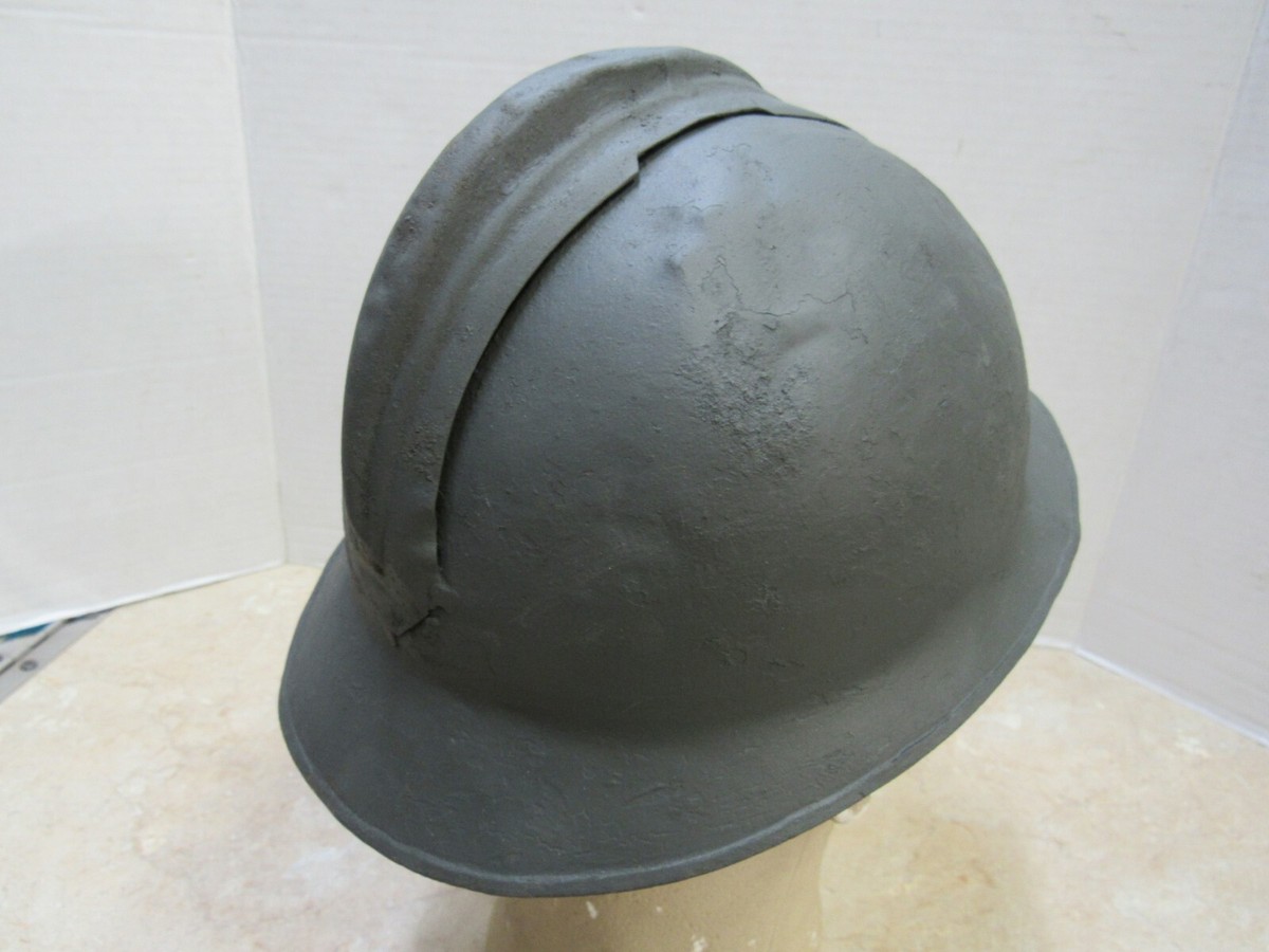 ⊞ドイツ軍＊ベルリンオリンピック＊型押しガラス灰皿（実物） WW1 Italian M1916 Helmet Shell Adrian Lippmann Model Italy Small