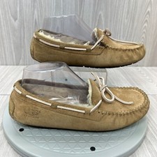 UGG Womens Dakota Moccasin Slip On Tan Leather Sheepskin Rubber Slippers Sz 7