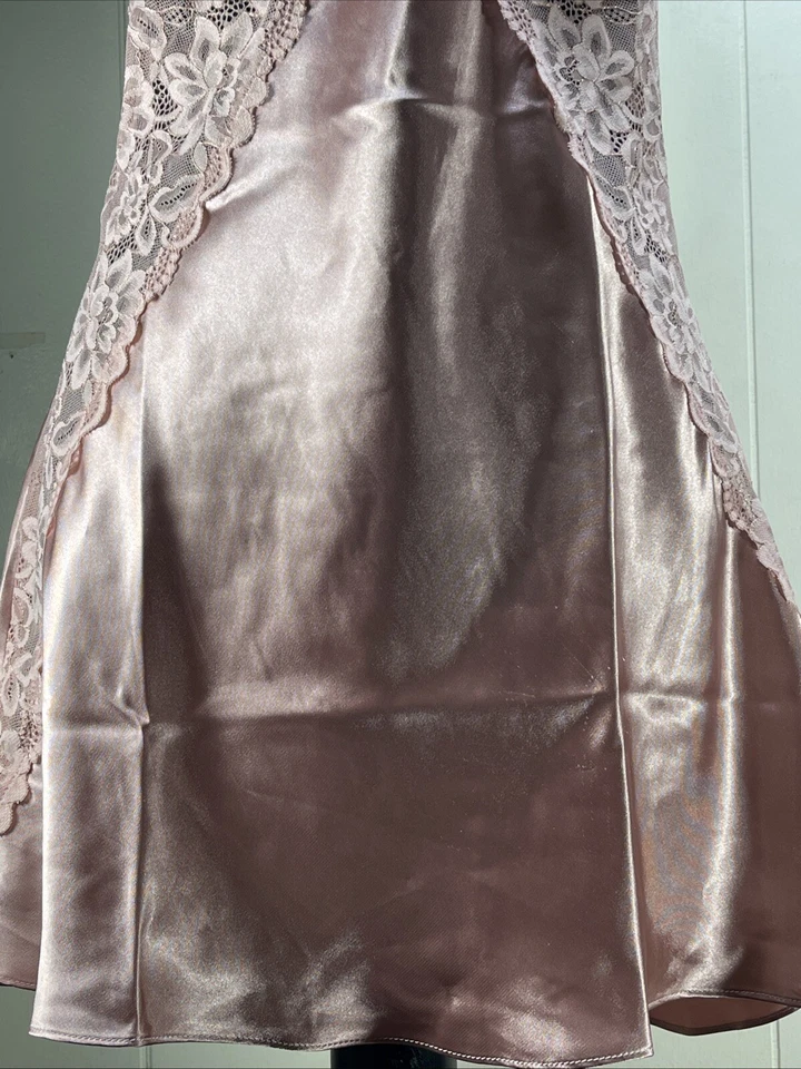 In Bloom by Jonquil Pink Lacey Sheer Camisole Sleepwear Cami Womens Medium - Image 3 of 4