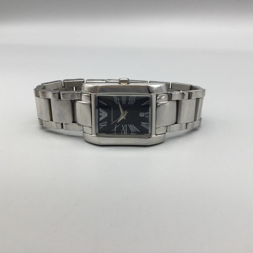 Reloj Emporio Armani Mujer 24mm Tono Plateado Fecha Tanque 50M AR-0148 Esfera Negra 6" Foto 4 de 4