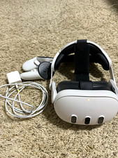 Meta Quest 3 VR Headset 128GB w/ 2 Controller...