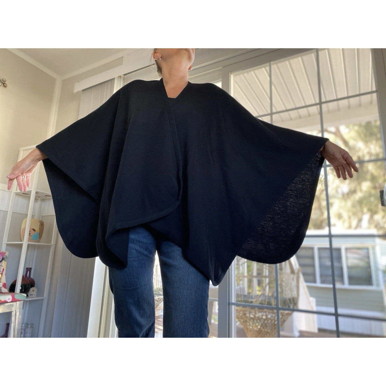 TALBOTS Made In Italy Fine Merino Wool Open Front Poncho Shawl One Size Black
Opens in a new window