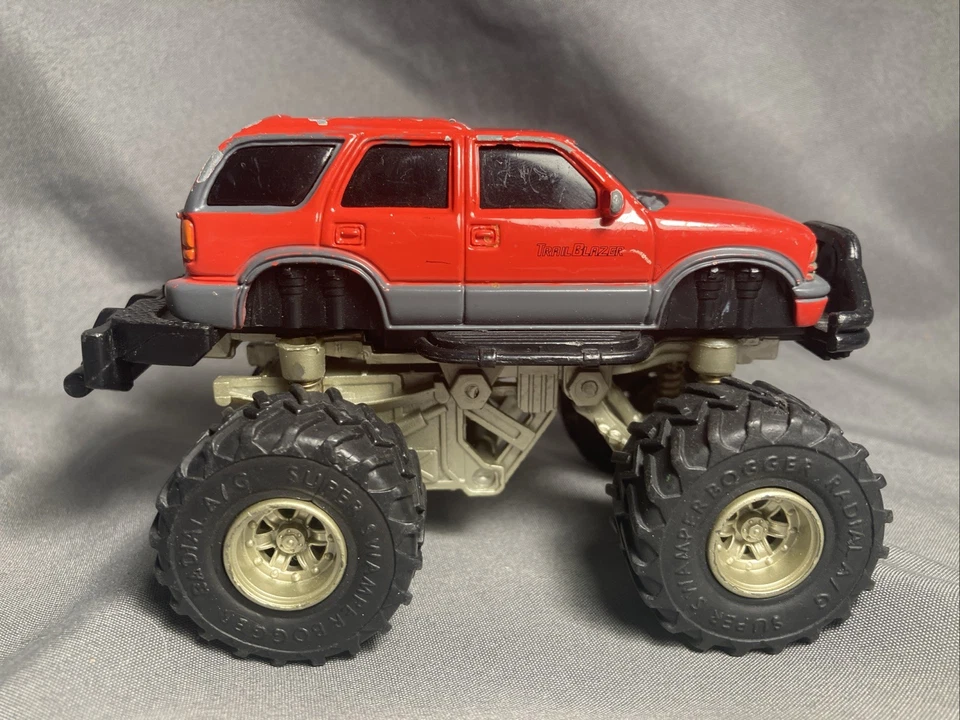 Funline Ford Motor Co 4x4 Pullback Friction Trucks Trailblazer, F-250 Lot Of 3 - Image 2 of 4