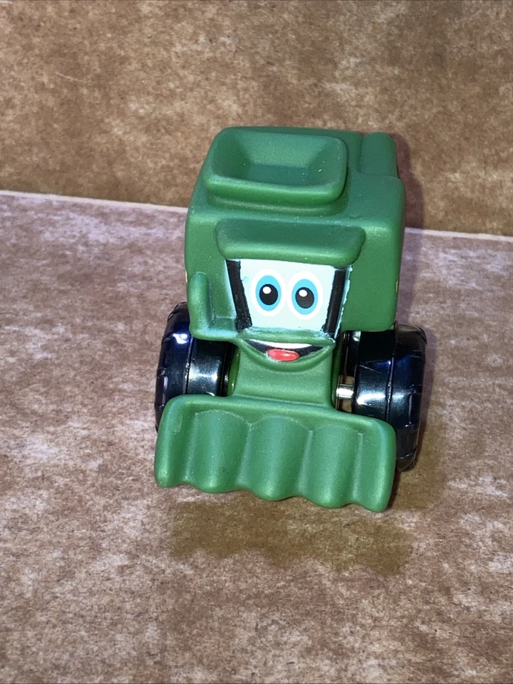 TOMY JOHN DEERE  COREY COMBINE  RUBBER & PLASTIC FARM TOY Vehicle - Image 2 of 4