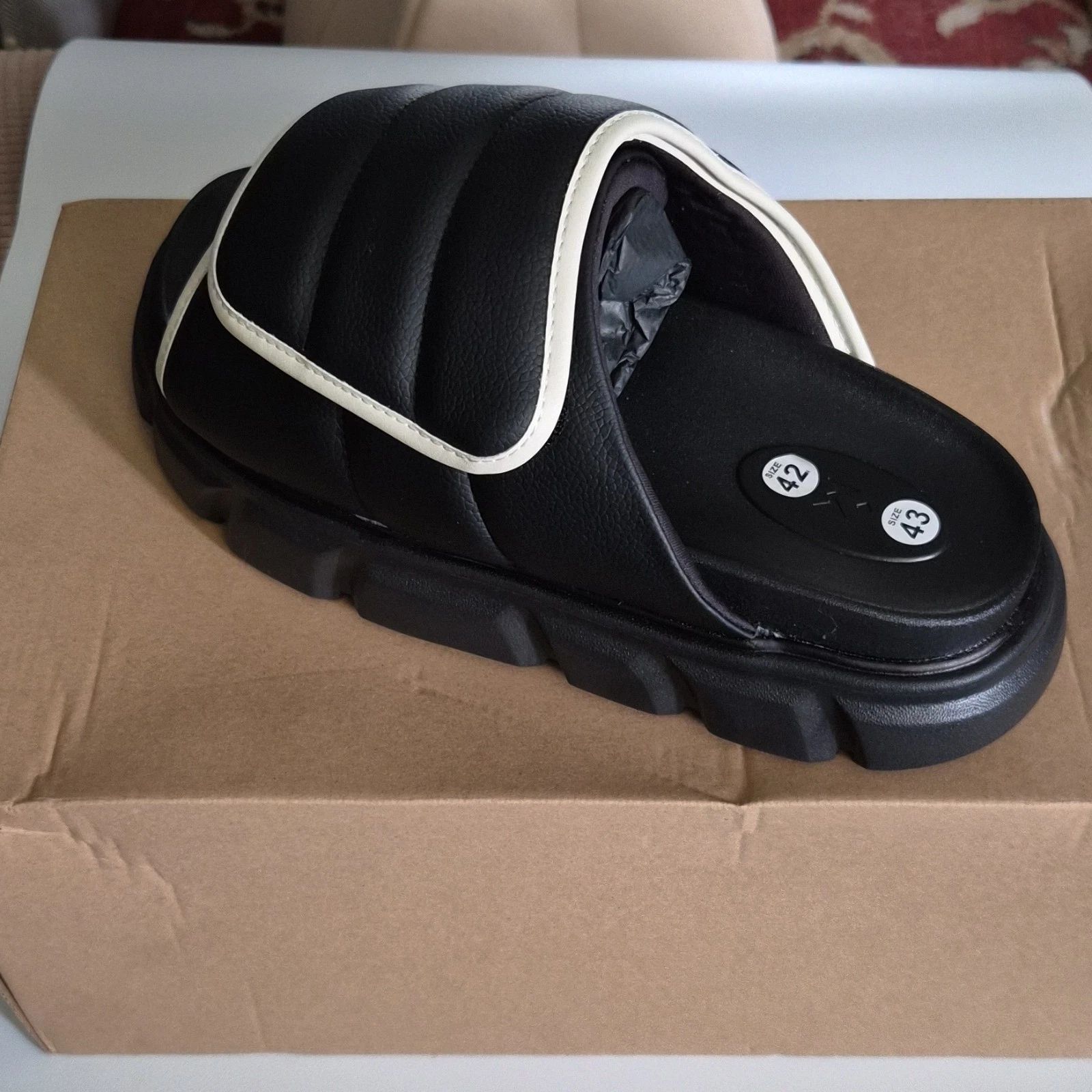 VIETW Slide Sandals Black White Comfort Cushioned Contrast Trim EU 42 43 (10-11)