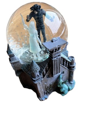 置物 21AW man globe Edward Scissorhands 15th SNOW GLOBE Diamond Select Toys Limited