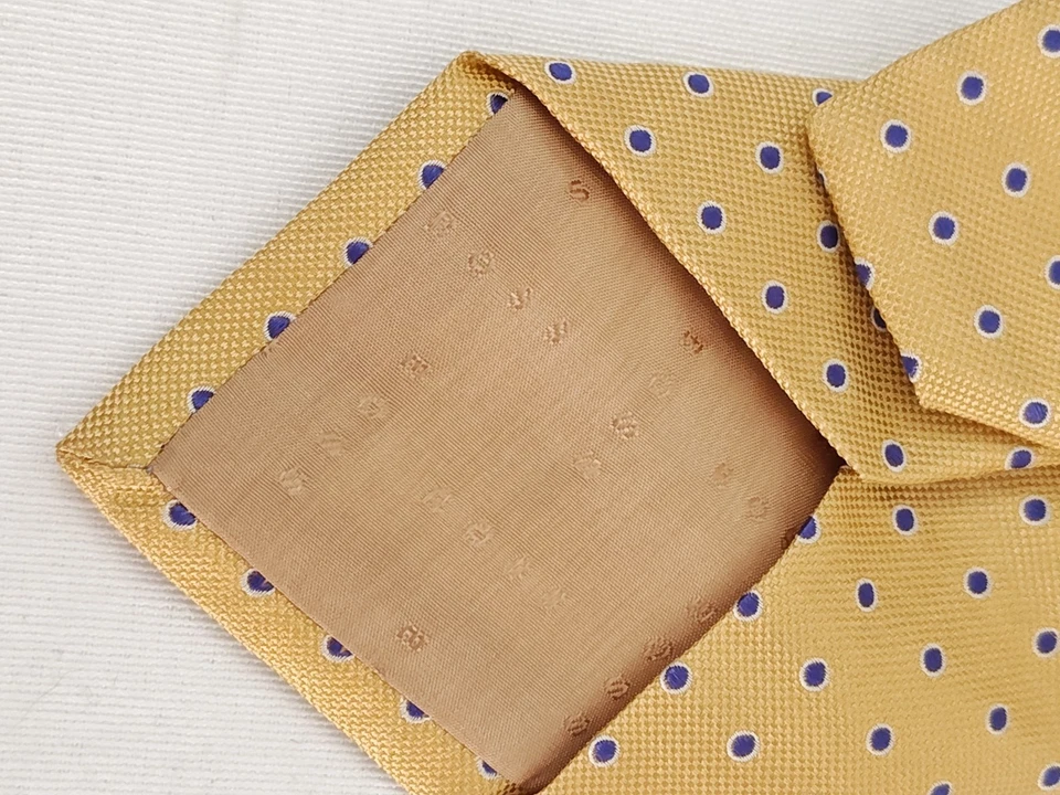 Corbata de seda para hombre Hugo Boss de 3 pulgadas de ancho amarilla elegante corbata clásica Foto 3 de 4