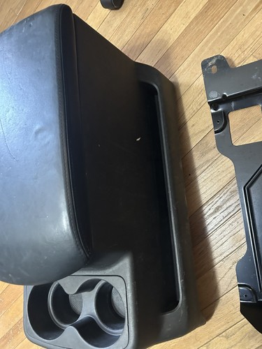 2004 - 2010 INFINITI QX56 2ND ROW CENTER CONSOLE CUP HOLDERS black w/ bracket - Picture 10 of 13