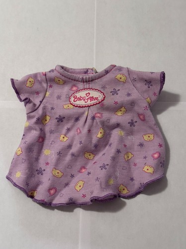 Vestido Muñeca Baby Alive Púrpura con Diseño de Oso y Flor - Imagen 2 de 3
