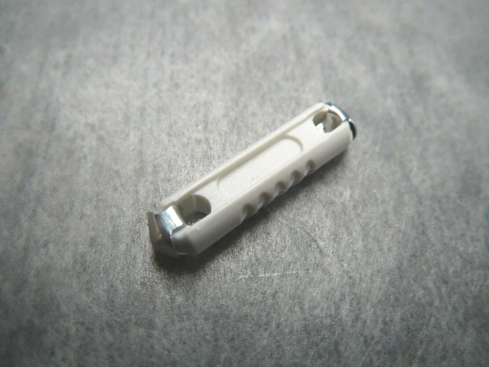 8A 16A 25A Euro Fuse for Audi VW Porsche Made in Germany Pack of 18 Ships Fast! - Imagem 3 de 4