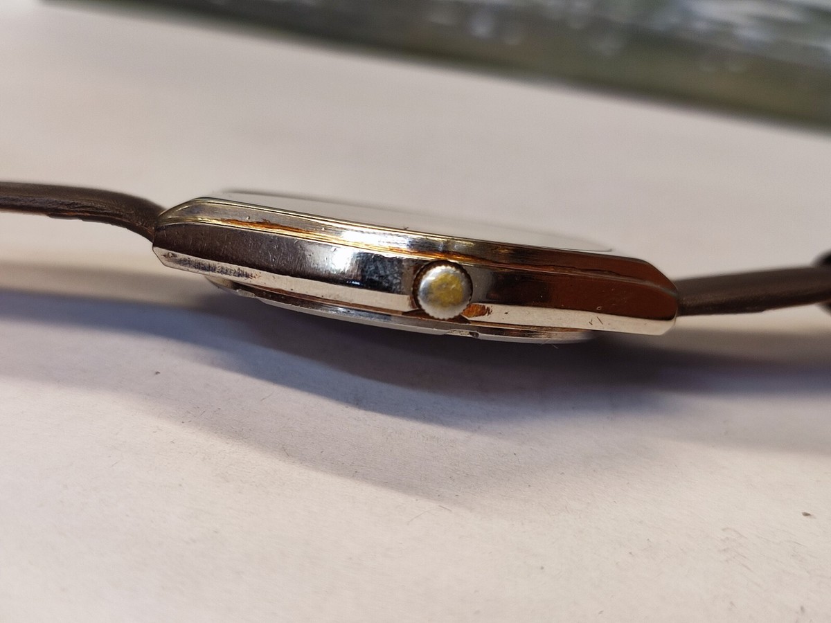 WRISTWATCH ALARM CHRONOGRAPH QUARTZ H556-5060 JAPAN MEN'S FULL