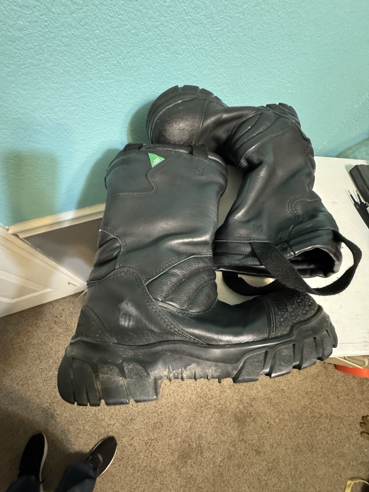 Globe Shadow 14" Structural Fire Fighting Turnout… - image 3