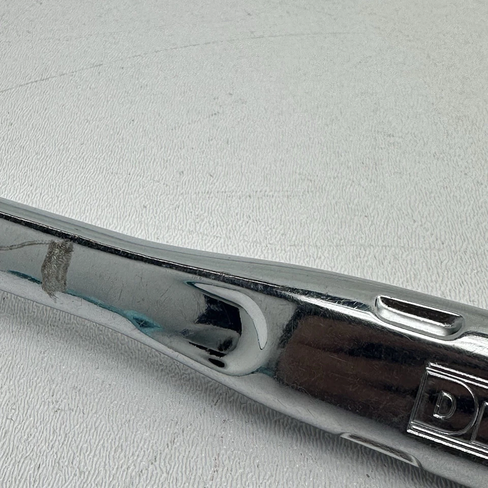 DeWALT DWMT81098 1/2" DRIVE QUICK RELEASE CHROME RATCHET FAST SHIP 7514409 - Image 3 of 4