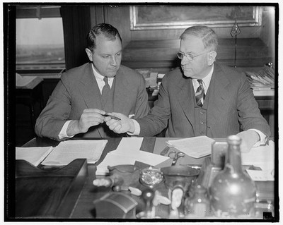 Pan American given permission to use Canton Island as air base. Washington,