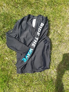 Kids Black Long Sleeved Rash Vest 7 8 yrs