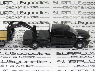 Greenlight 1:64 Black 2023 DODGE RAM 3500 Dually Flatbed w