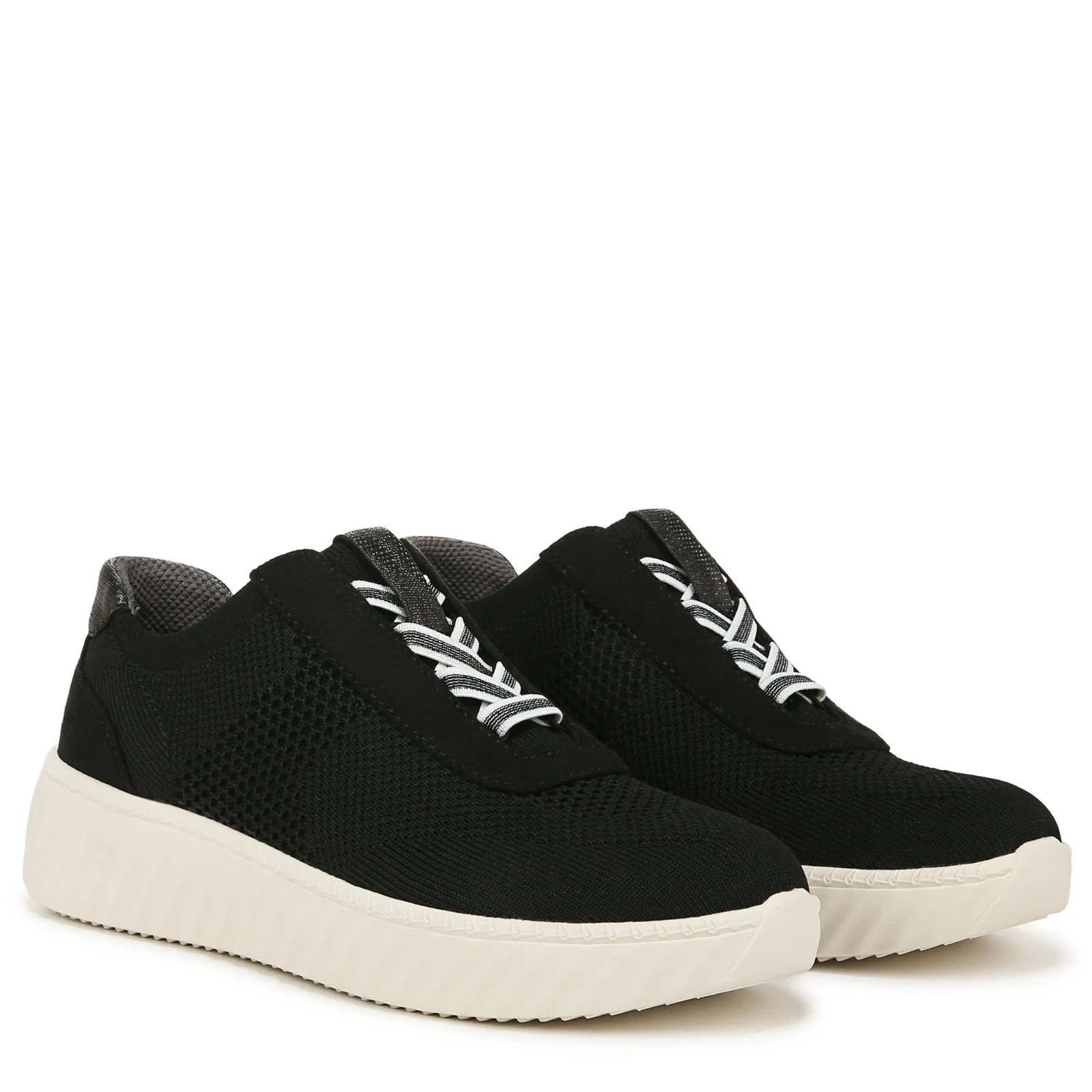 BZEES shoes LifeStride Women's Wanderer Sneaker, Size 9.5 M black