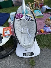 Multi-Motion Rocking Swing  Seat 4moms 2000800 MamaRoo 4 Infant Seat - Gray