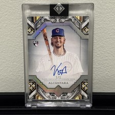 2025 Topps Transcendent Collections Autographs Kevin Alcantara Platinum 1/1