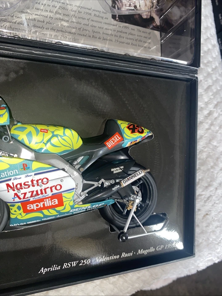 Minichamps 1/12 Apriia RSW 250 Valentino Rossi Mugello GP 1999 122990046 - Image 3 of 4