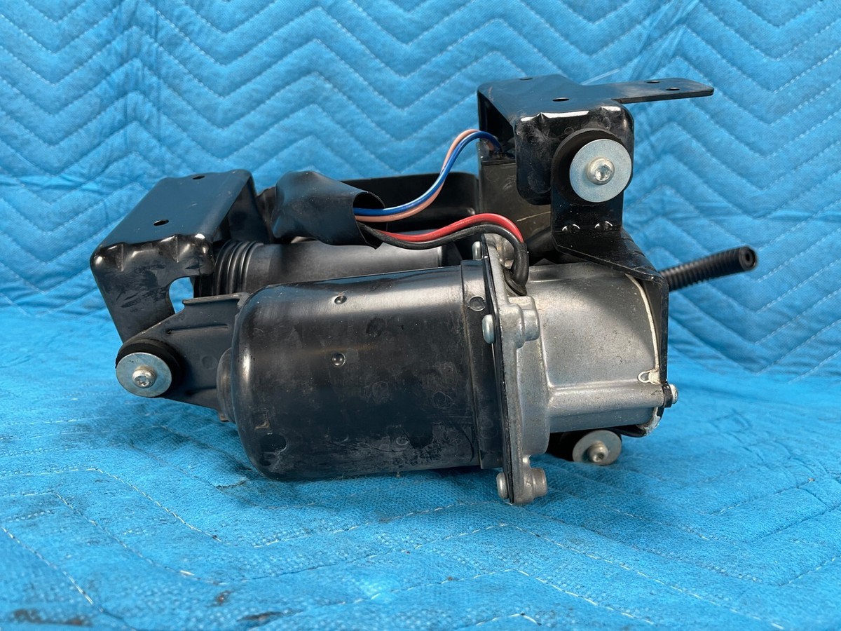TRQ New Air Suspension Compressor Pump For Nissan Armada & Infiniti QX56 (Rear)