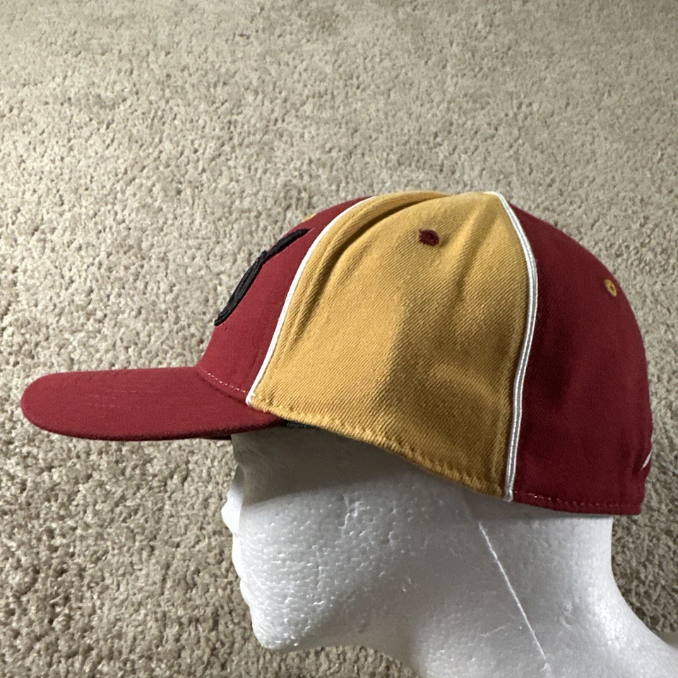 Gorra SDSU Aztecas Hombres Roja Amarilla Talla Única Top Of The World Logo Fútbol Foto 2 de 4