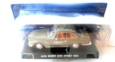 DIE CAST ALFA ROMEO 2600 SPRINT 1964 SQUADRA MOBILE SKALA 1''43