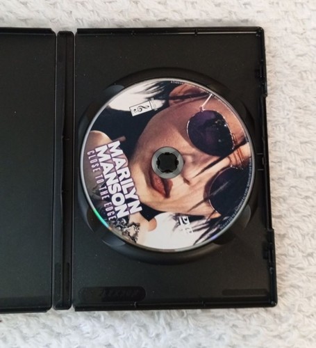 Marilyn Manson - CLOSE TO THE EDGE DVD RARE BOOTLEG - Bild 3 von 3