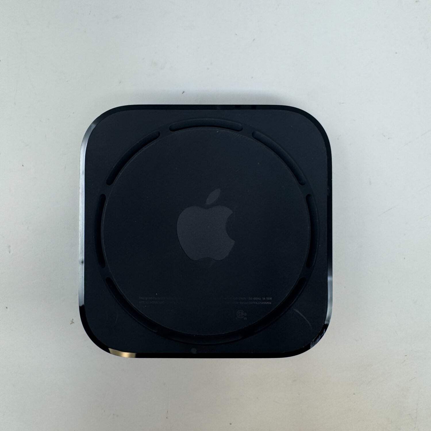 Apple TV 4K 1st Gen 64GB HD Media Streamer MP7P2LL/A Black