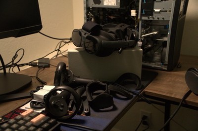 HTC VIVE XR Elite and Deluxe Pack - Never Worn Open Box