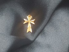 New - 14K Yellow Gold Cross - Diamond Cut