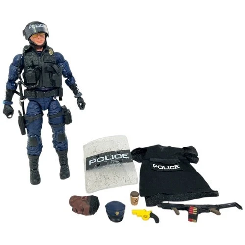 G.I. Joe Classified LEGACY POLICE OFFICER 6” Scale W/ Accessories