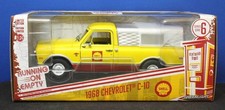 Rare 1/24 Greenlight 1968 Chevrolet C-10 with Camper Shell Shell Oil