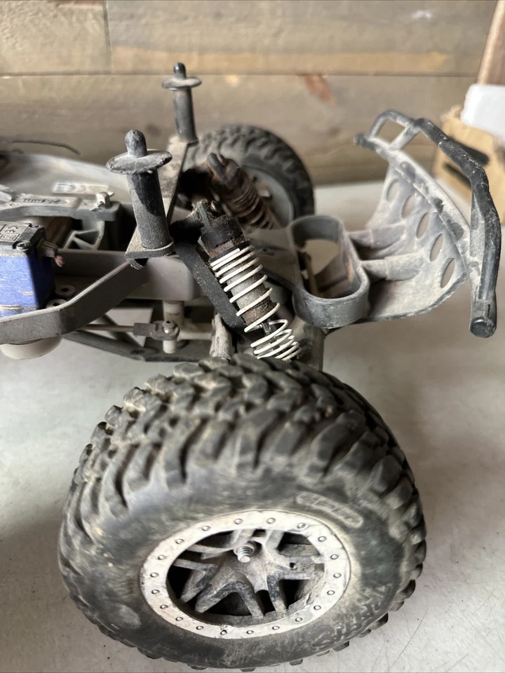 Carrocería de chasis controlador de radio radiocontrol Traxxas para reconstrucción para reparación de piezas Foto 3 de 4