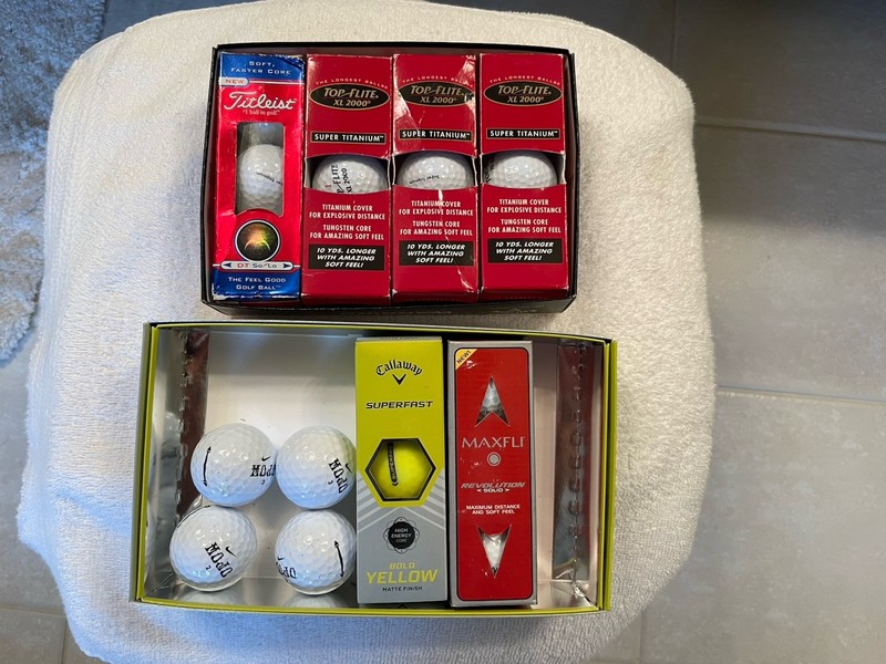 Golf Balls Lot  , Nike ,Callaway, Top Flite, Titleist, Maxfli