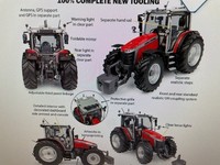 6808 Massey Ferguson 5M.145 With Frontlader 1:32 Universal Hobbies