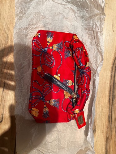 Red Estee Lauder Tassel Printed Makeup Bag/ HandBag, 100% Recycled Materials - Picture 4 of 4