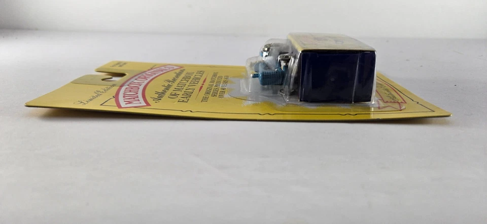 1995 Moko Lesney Genuine Matchbox Originals No. 4 (34370) Blue Tractor - Image 3 of 4