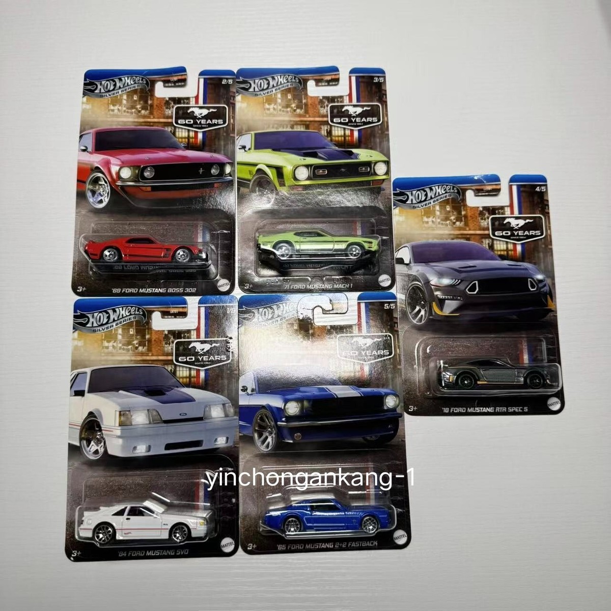 Hot Wheels フォード・マスタング 60周年記念セット Hot Wheels Silver Series 60 Years Mustang Set – Diecastz